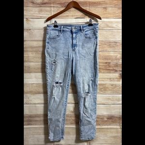 American Eagle Distressed Skinny Jean
